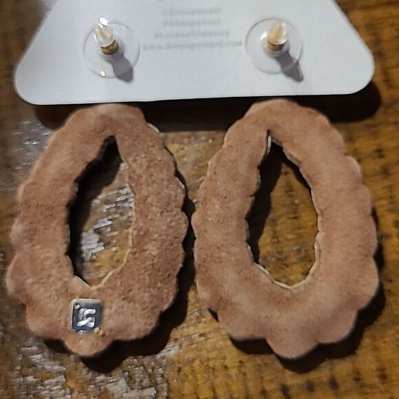 Deepa Gurnani Elenor Earringd - Dusky Pink - NWT - Picture 4 of 4